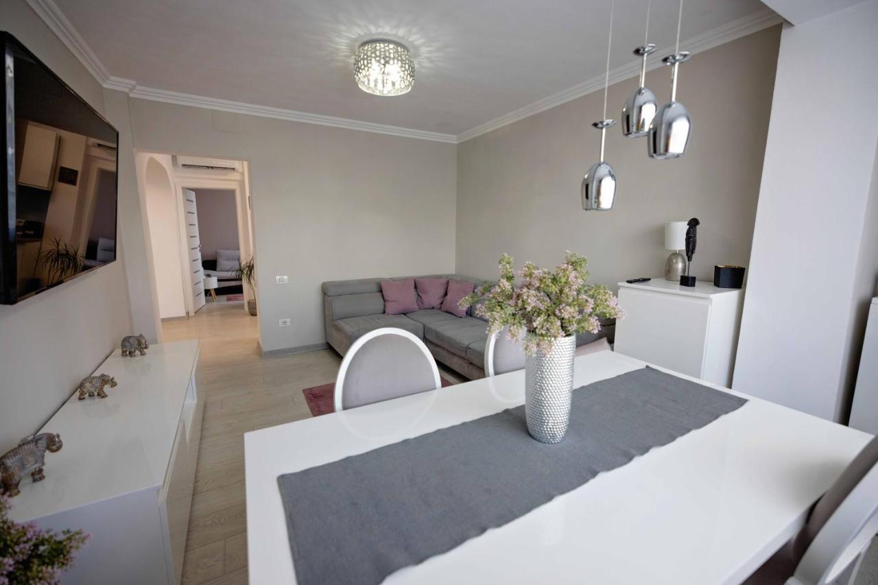 Joyful Apartment Тимишоара Екстериор снимка