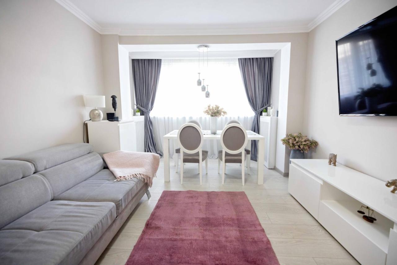 Joyful Apartment Тимишоара Екстериор снимка